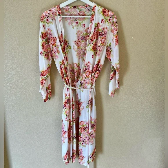 Floral Women's Feminine Robe 3/4 Length One Size SuperSoft Tie-Waist Lightweight - Picture 2 of 5